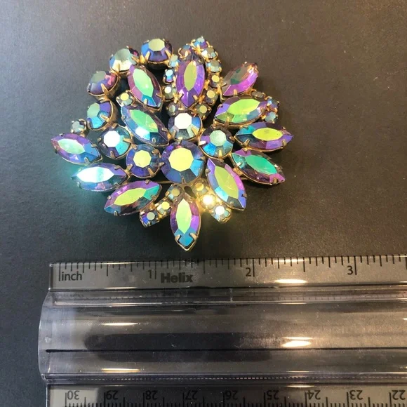 ❤️ Vintage Iridescent Brooch & Earrings Set - Picture 11 of 11